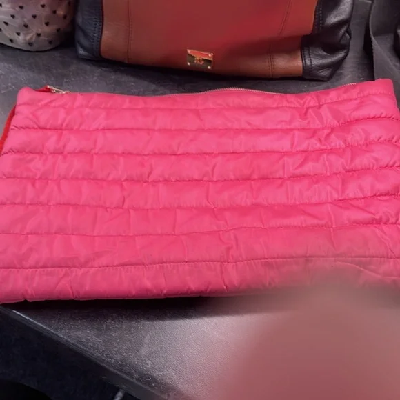 Kate Spade Pink Quilted Laptop Bag - Picture 4 of 5